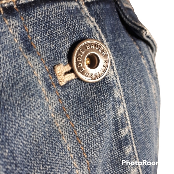 Eddie Bauer Blue Denim Jacket Size Small - Picture 4 of 7